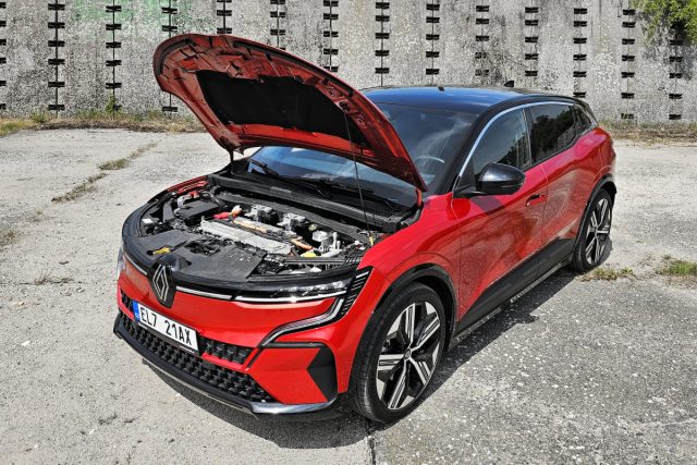 Test Renault Megane E-Tech 100% elektrický (2023)