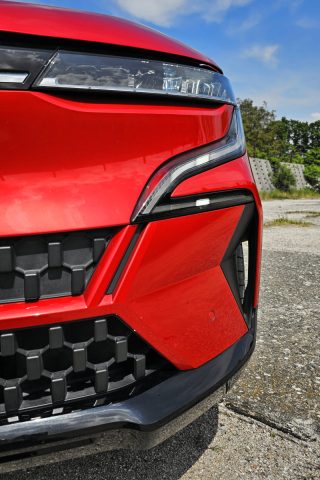 Test Renault Megane E-Tech 100% elektrický (2023)