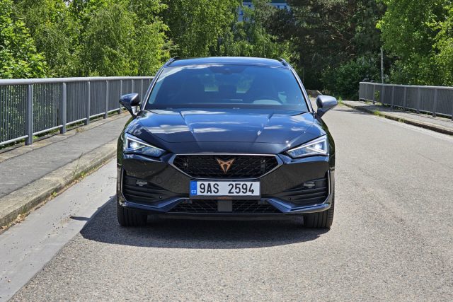 Test CUPRA Leon Sportstourer 2.0 TSI DSG 140 kW (2023)
