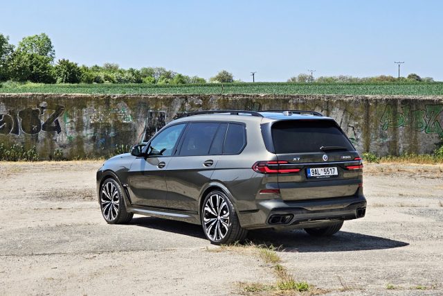 Test BMW X7 M60i xDrive (2023)