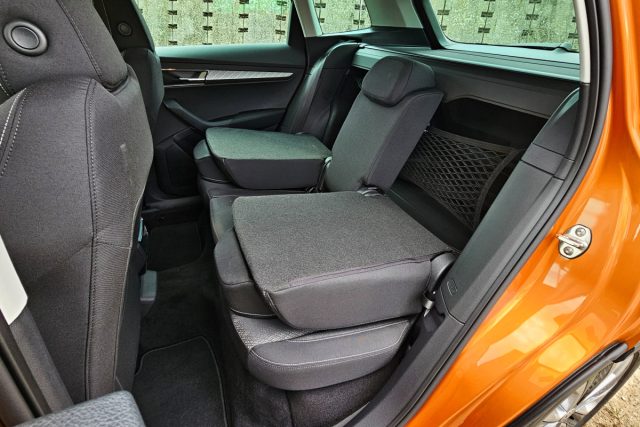 Test Škoda Karoq 1.5 TSI (2023)