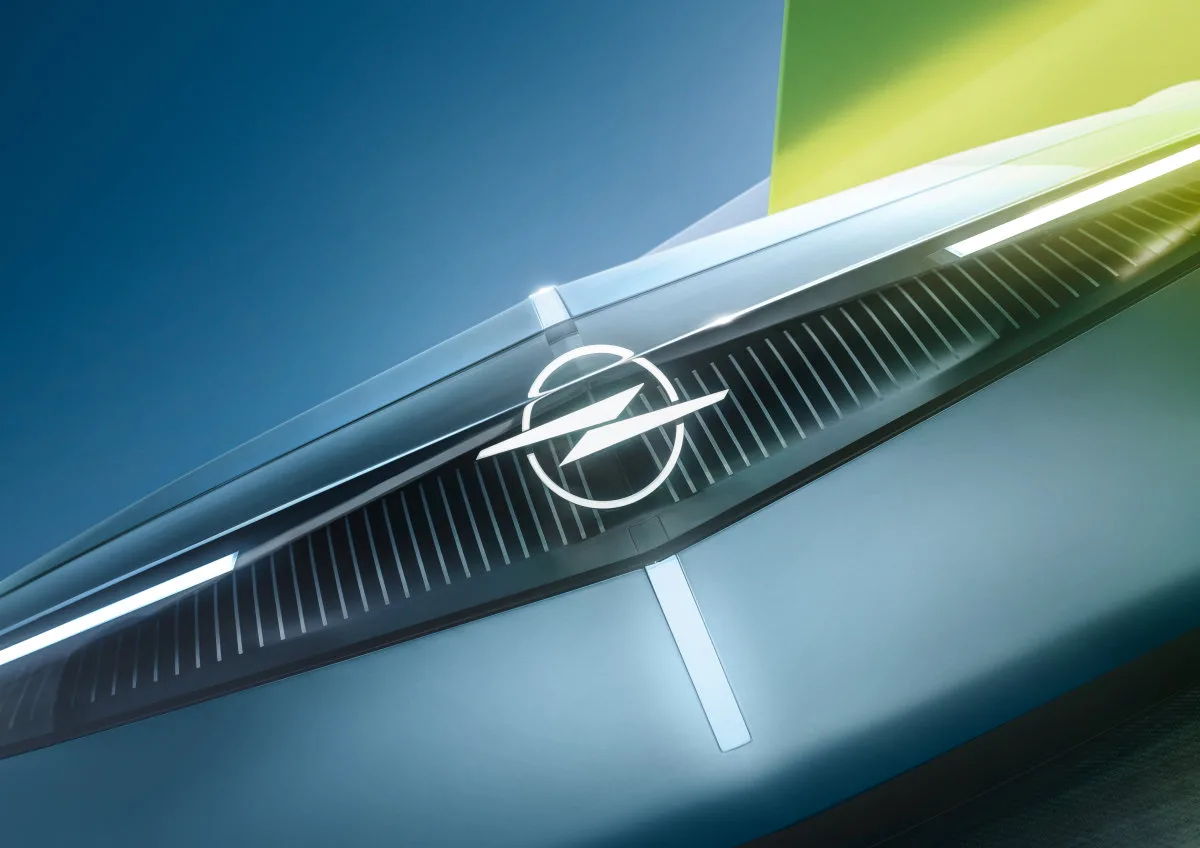 2023-Opel_Experimental-koncept