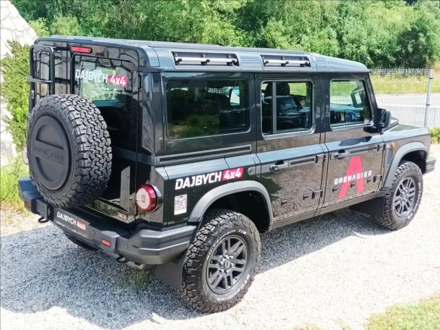 INEOS Grenadier 4x4 Fieldmaster Edition