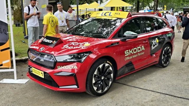 Škoda Enyaq iV | Red Car | ředitelské auto | Tour de France 2023