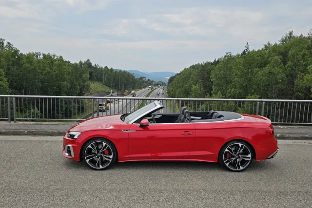 Test Audi A5 Cabriolet 45 TFSI quattro S tronic (2023)