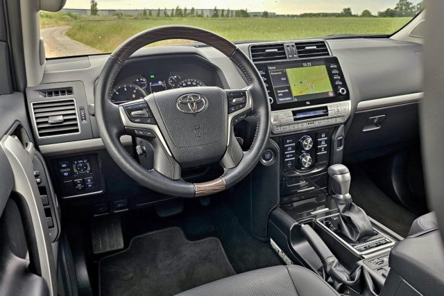 Test Toyota Land Cruiser (2023)