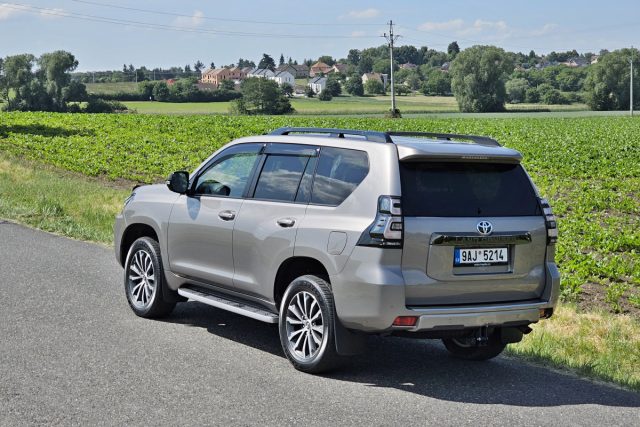 Test Toyota Land Cruiser (2023)