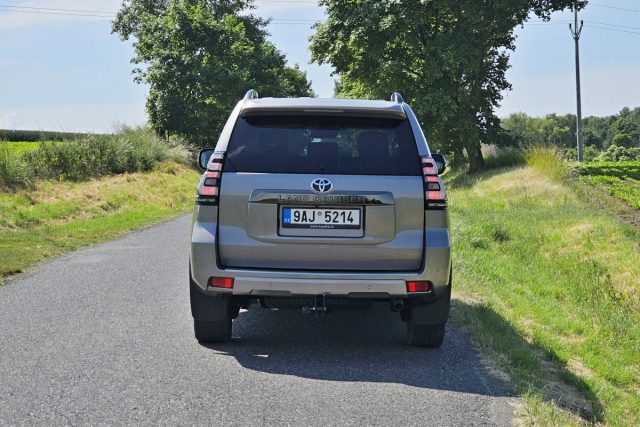 Test Toyota Land Cruiser (2023)