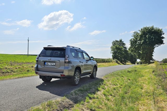 Test Toyota Land Cruiser (2023)