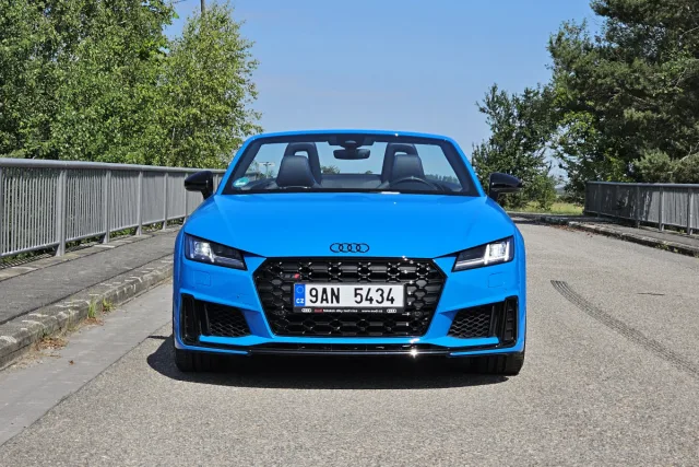 Test Audi TT S Roadster (2023)