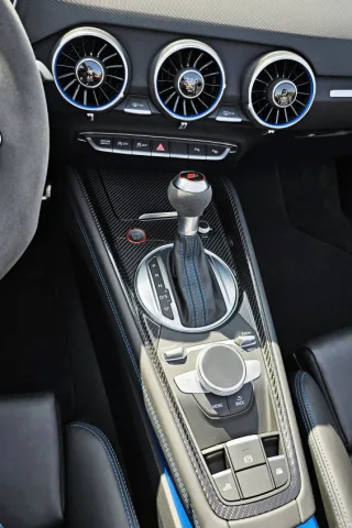 Test Audi TT S Roadster (2023)