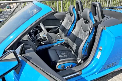 Test Audi TT S Roadster (2023)