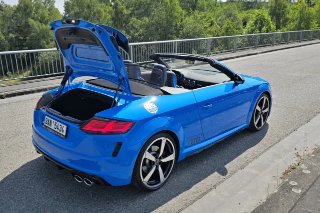 Test Audi TT S Roadster (2023)