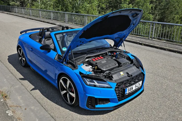 Test Audi TT S Roadster (2023)