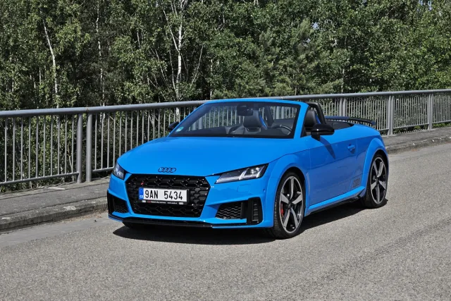 Test Audi TT S Roadster (2023)