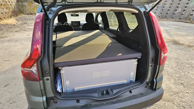 Test Dacia Jogger s vestavbou Pack sleep (2023)