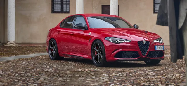 2023 Alfa Romeo Giulia Quadrifoglio