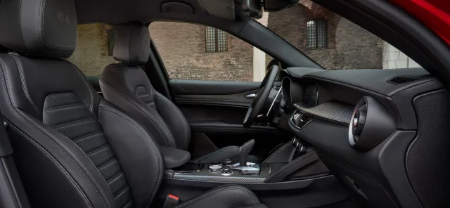 2023 Alfa Romeo Stelvio Quadrifoglio