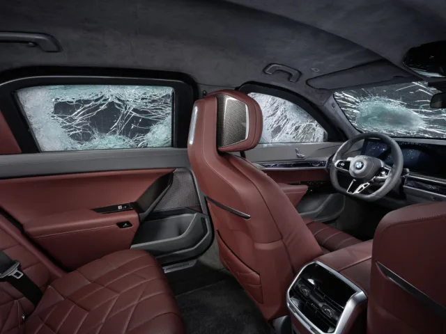 BMW i7 Protection & BMW řady 7 Protection.