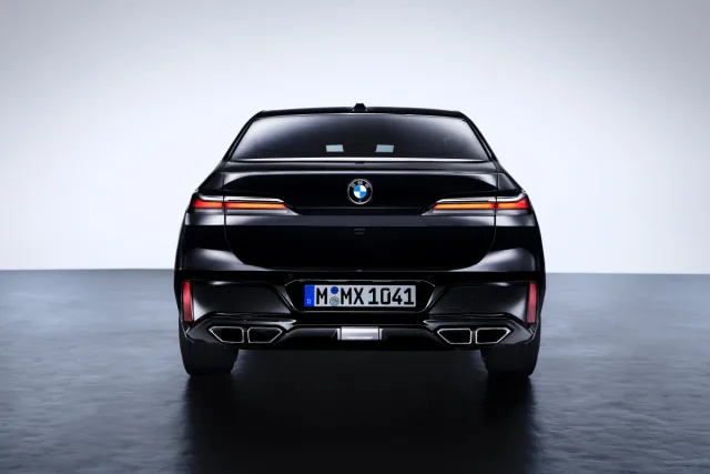 BMW i7 Protection & BMW řady 7 Protection.