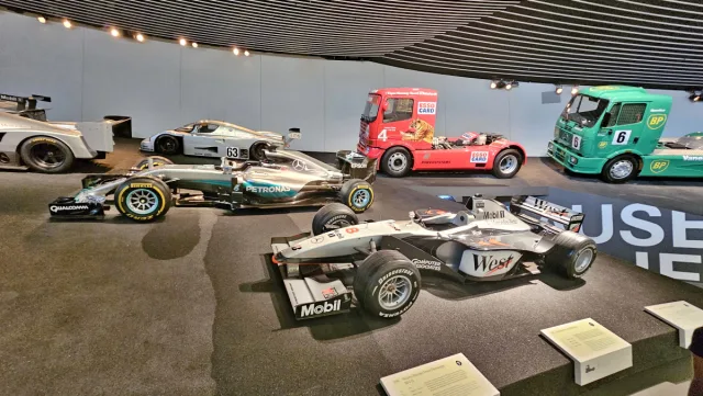 Mercedes-Benz Museum Stuttgart (2023)