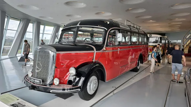 Mercedes-Benz Museum Stuttgart (2023)