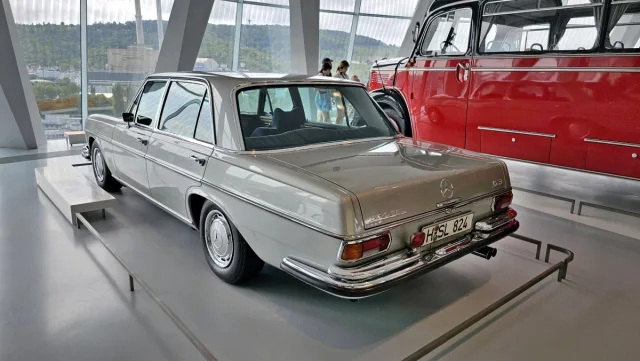 Mercedes-Benz Museum Stuttgart (2023)