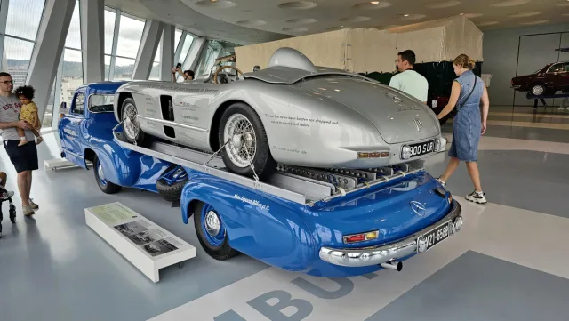 Mercedes-Benz Museum Stuttgart (2023)
