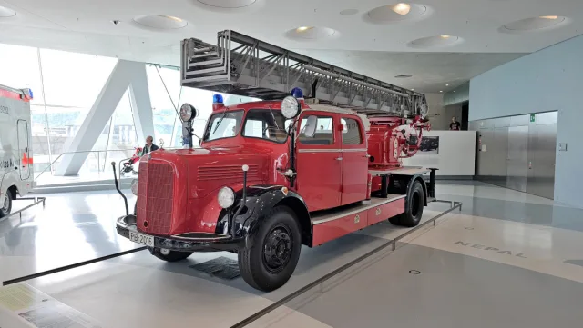 Mercedes-Benz Museum Stuttgart (2023)