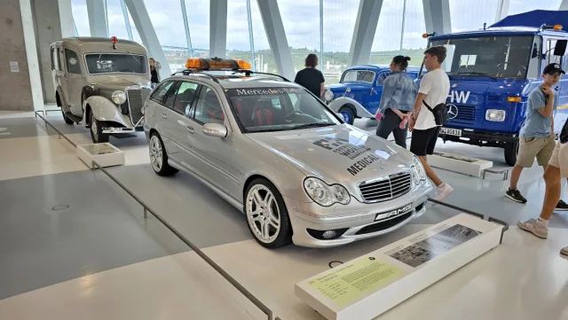 Mercedes-Benz Museum Stuttgart (2023)