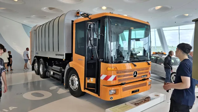 Mercedes-Benz Museum Stuttgart (2023)