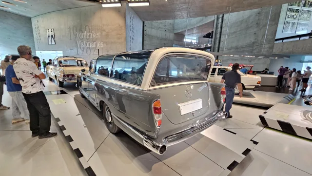 Mercedes-Benz Museum Stuttgart (2023)