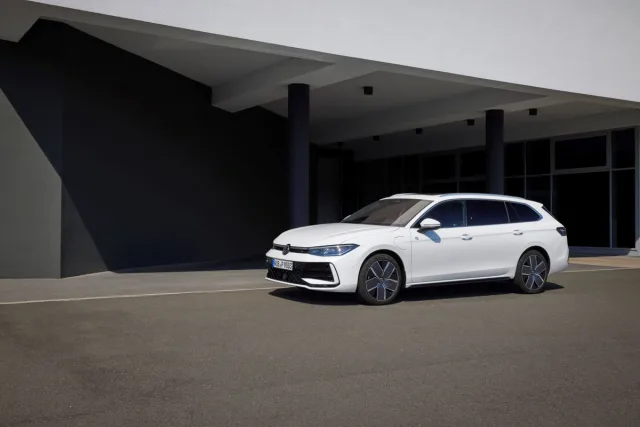 Volkswagen Passat Variant (2023)