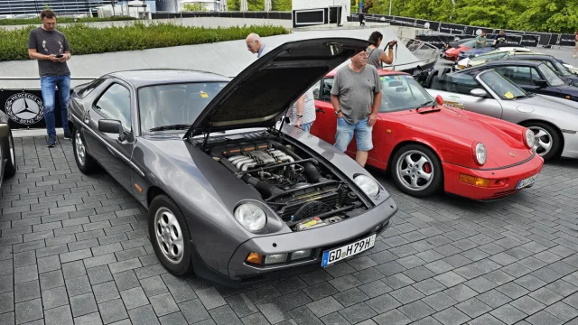 Classics & Coffee u Mercedes-Benz Museum | 13. 8. 2023