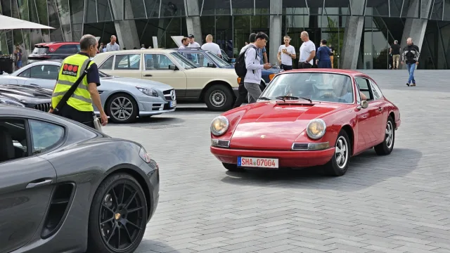 Classics & Coffee u Mercedes-Benz Museum | 13. 8. 2023