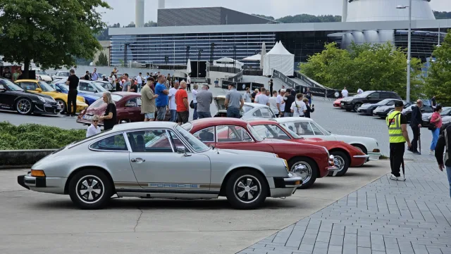 Classics & Coffee u Mercedes-Benz Museum | 13. 8. 2023