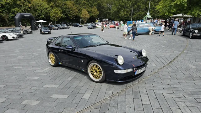 Classics & Coffee u Mercedes-Benz Museum | 13. 8. 2023