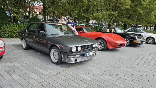 Classics & Coffee u Mercedes-Benz Museum | 13. 8. 2023