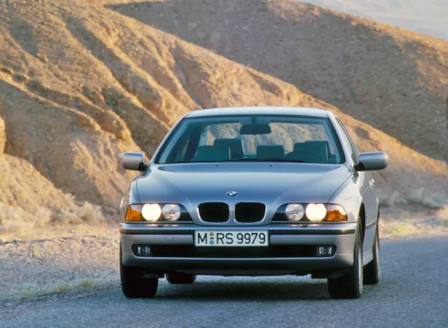 BMW řady 5 čtvrté generace (E39)