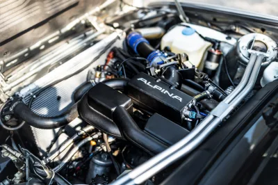 MH3 3.5 Turbo: Upravené BMW M3 (E30) od Manhart Performance