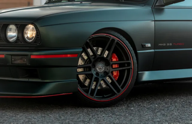 MH3 3.5 Turbo: Upravené BMW M3 (E30) od Manhart Performance