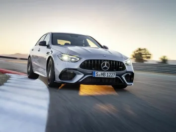 Mercedes-AMG C 63 S E Performance