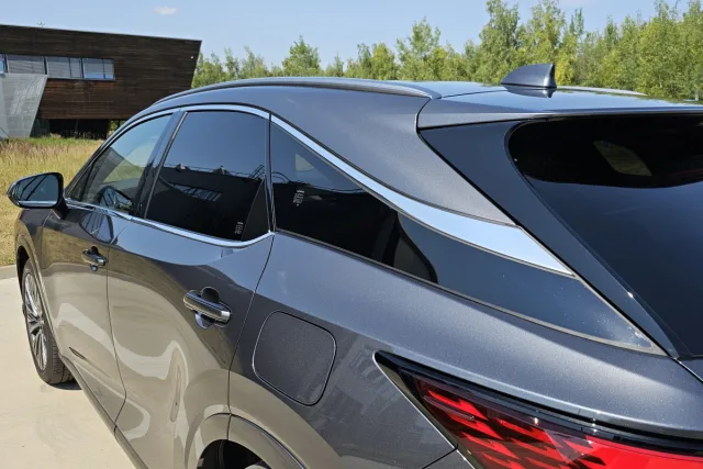 Test Lexus RX 350 h (2023)