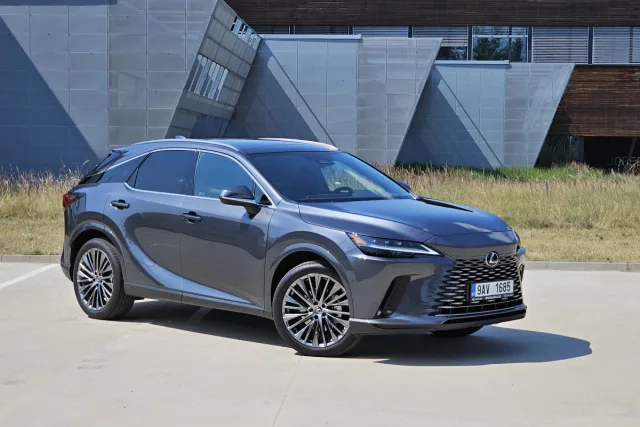 Test Lexus RX 350 h (2023)