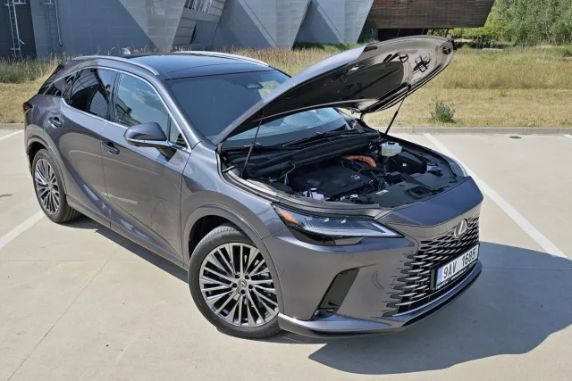 Test Lexus RX 350 h (2023)