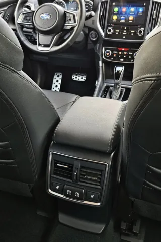 Test Subaru Forester e-Boxer Black Edition (2023)