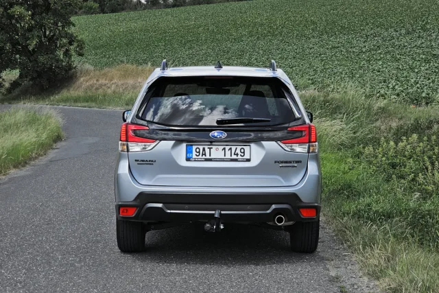 Test Subaru Forester e-Boxer Black Edition (2023)
