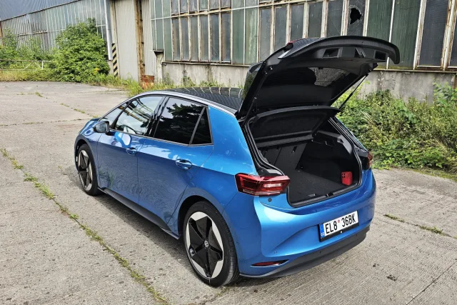 Test Volkswagen ID.3 Pro S | elektromobil (2023)