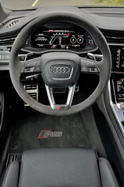 Test Audi RS Q8 (2023)