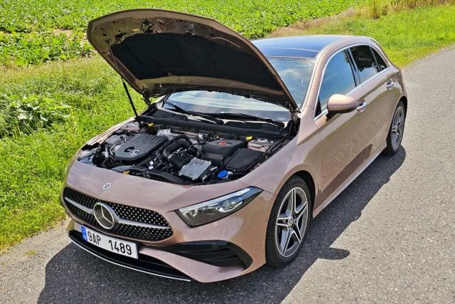 Test Mercedes-Benz A 200 (2023)